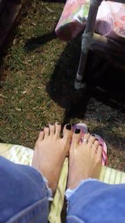 Alaine Crissiê feet photo thumbnail