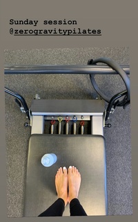 Lisa Snowdon feet photo thumbnail