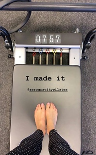 Lisa Snowdon feet photo thumbnail