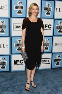 Cate Blanchett feet photo thumbnail