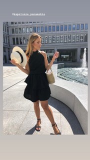 Paulina Sykut feet photo thumbnail