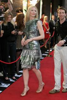 Cate Blanchett feet photo thumbnail