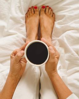 Tiffani Thiessen feet photo thumbnail