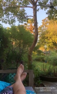 Lisa Snowdon feet photo thumbnail