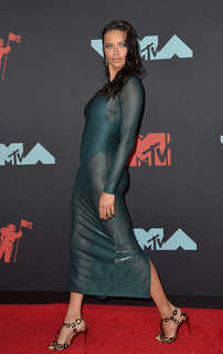 Adriana Lima feet photo thumbnail