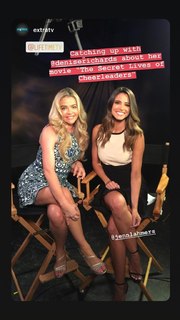 Denise Richards feet photo thumbnail
