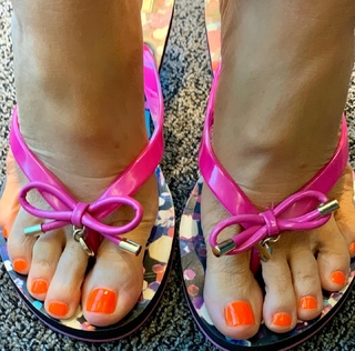 Kyle Unfug feet photo thumbnail