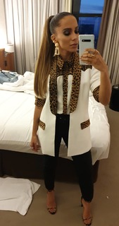 Anitta feet photo thumbnail