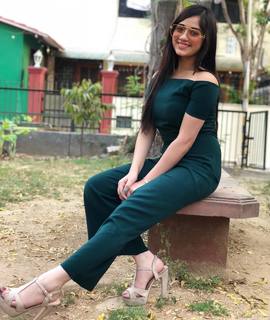 Jannat Zubair Rahmani feet photo 2
