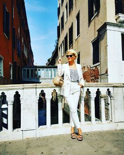 Malgorzata Kozuchowska feet photo thumbnail