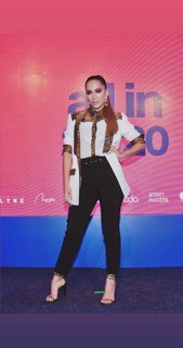 Anitta feet photo thumbnail
