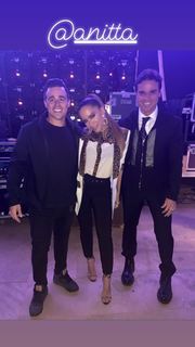 Anitta feet photo thumbnail
