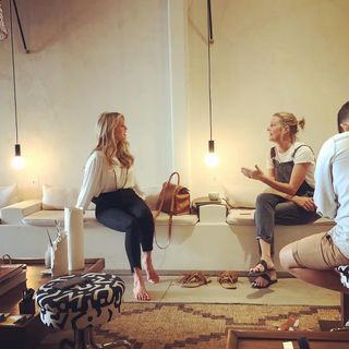 Christie Brinkley feet photo thumbnail