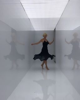 Malgorzata Kozuchowska feet photo thumbnail