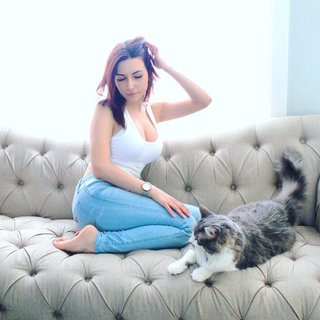 Natalia Mogollon feet photo thumbnail