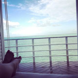 Natalia Mogollon feet photo thumbnail