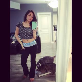 Natalia Mogollon feet photo thumbnail