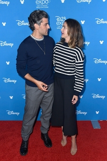 Keri Russell feet photo thumbnail