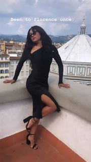 Kat Graham feet photo thumbnail