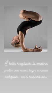 Federica Fontana feet photo thumbnail