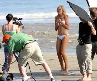 Abbey Clancy feet photo thumbnail