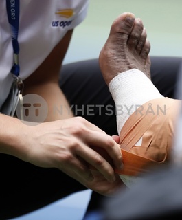 Serena Williams feet photo thumbnail