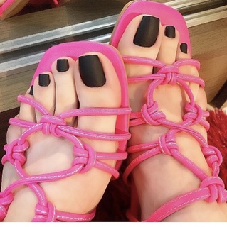Jaqueline Mello feet photo thumbnail