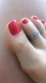 Alaine Crissiê feet photo thumbnail
