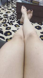 Alaine Crissiê feet photo thumbnail