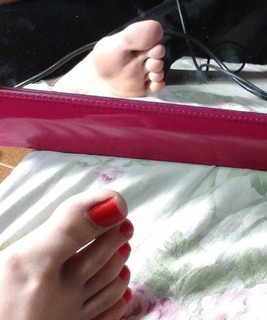 Isa Pes feet photo thumbnail
