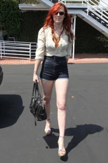 Rumer Willis feet photo thumbnail
