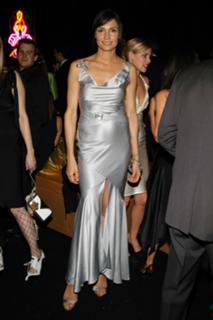 Famke Janssen feet photo thumbnail