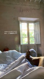 Federica Fontana feet photo thumbnail