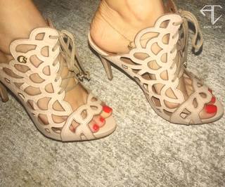 Alaine Crissiê feet photo thumbnail