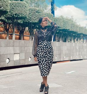 Galilea Montijo feet photo thumbnail