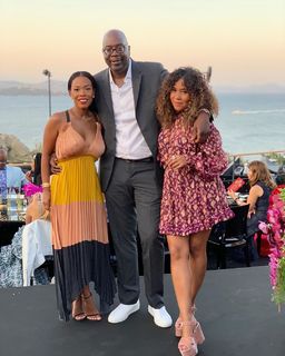 Angela Yee feet photo thumbnail