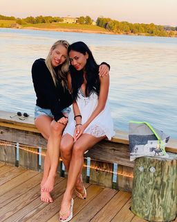 Nicole Scherzinger feet photo thumbnail