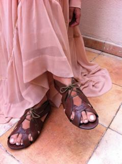 Paula Echevarría feet photo thumbnail