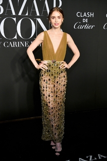 Lily Collins feet photo thumbnail