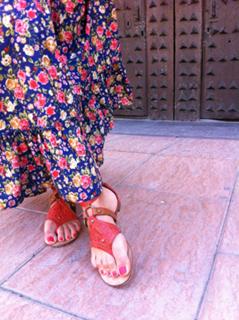 Paula Echevarría feet photo thumbnail
