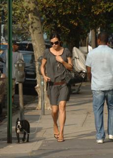 Famke Janssen feet photo thumbnail