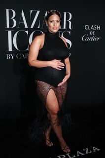 Ashley Graham feet photo thumbnail