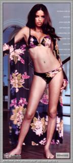 Adriana Lima feet photo thumbnail