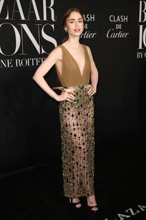 Lily Collins feet photo thumbnail