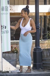 Christina Milian feet photo thumbnail