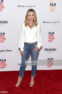 Maria Bello feet photo thumbnail