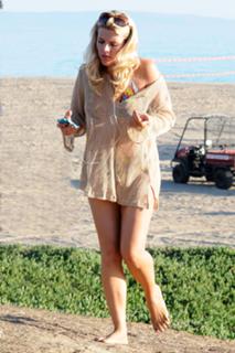Busy Philipps feet photo thumbnail