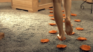 Diana Naborskaya feet photo thumbnail
