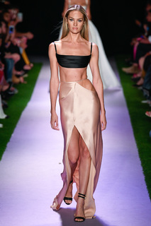 Candice Swanepoel feet photo thumbnail