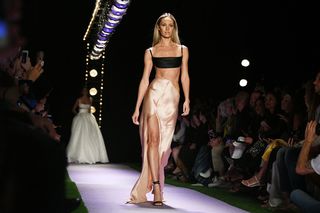 Candice Swanepoel feet photo thumbnail